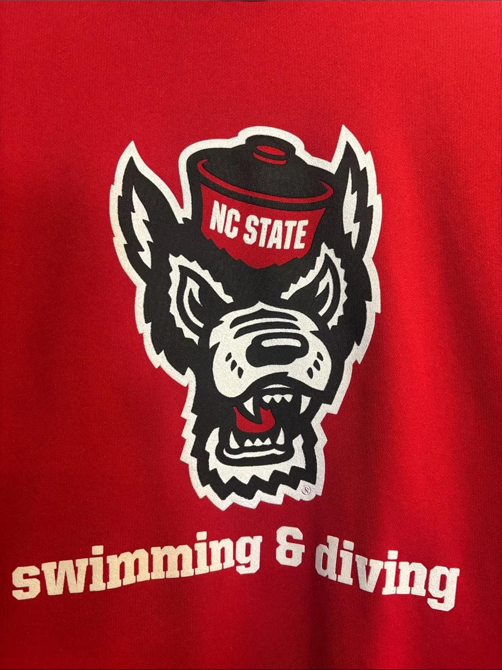 Adidas Men’s NC State Swimming and Diving crewneck sweatshirt Small